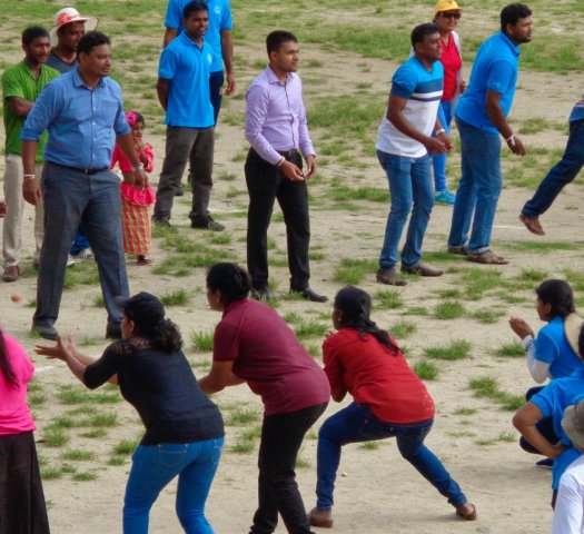 කාර්යාලීය “අපේ බක් මහ උළෙල” - 2018.04.20